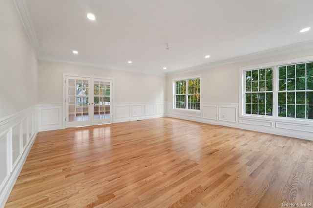 255 Congers Road, New City, NY 10956