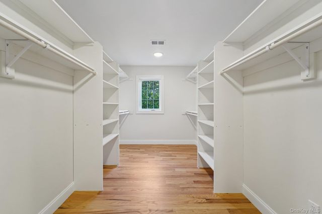 255 Congers Road, New City, NY 10956