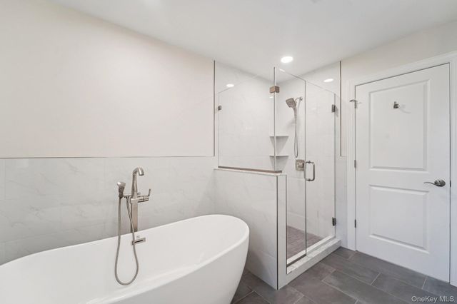 255 Congers Road, New City, NY 10956