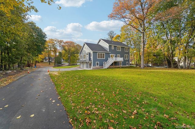 255 Congers Road, New City, NY 10956