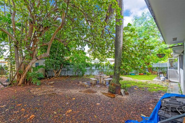 17930 NE 6th Ave, North Miami Beach, FL 33162