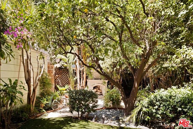 629 N Citrus Avenue, Los Angeles, CA 90036