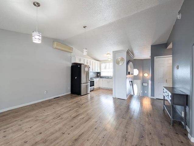 238 PINEWOOD Boulevard, West Fargo, ND 58078