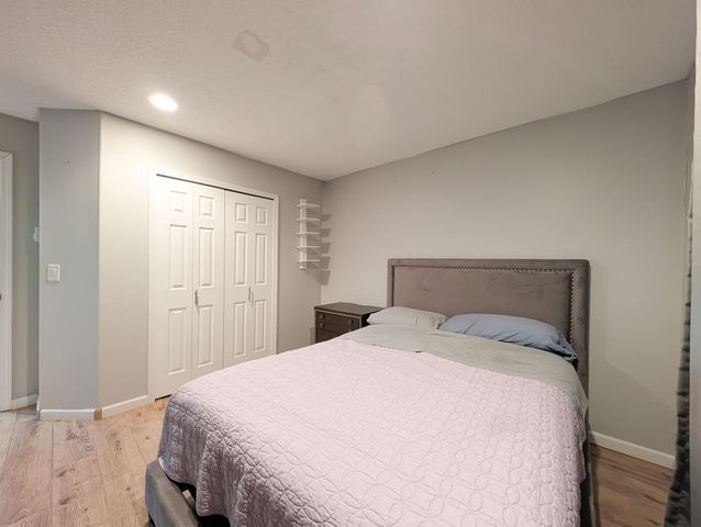 238 PINEWOOD Boulevard, West Fargo, ND 58078