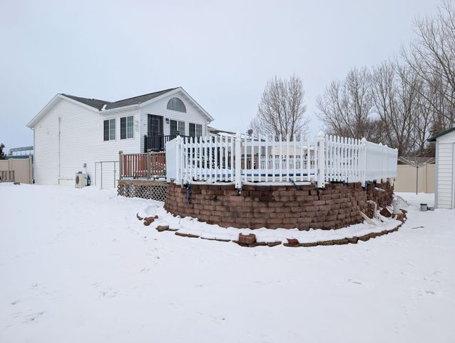 238 PINEWOOD Boulevard, West Fargo, ND 58078
