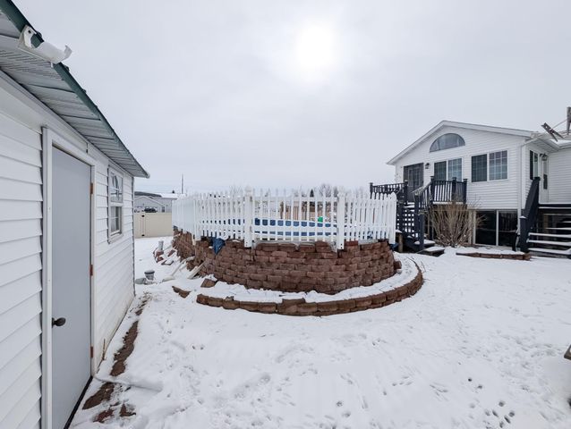 238 PINEWOOD Boulevard, West Fargo, ND 58078