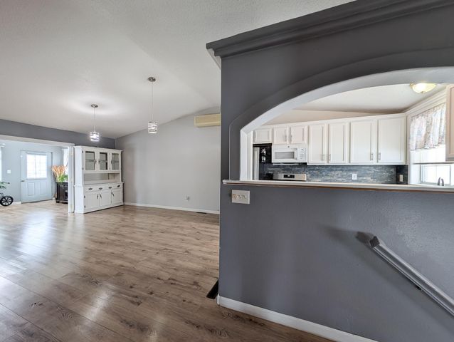 238 PINEWOOD Boulevard, West Fargo, ND 58078