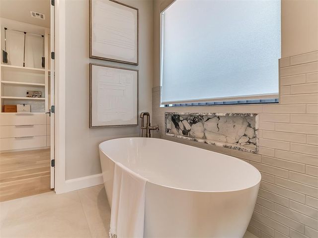 6121 NW 145th Street, Oklahoma City, OK 73142