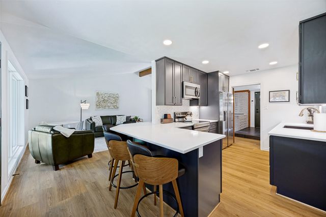 921 Forreston Drive, Richardson, TX 75080