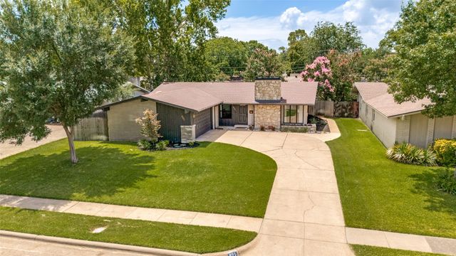 921 Forreston Drive, Richardson, TX 75080