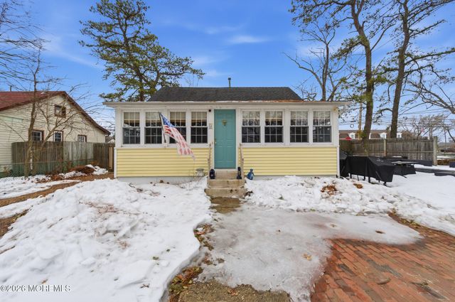 14 Sunset Road, Brick, NJ 08723