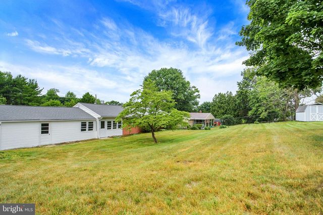 597 MAGARO RD, Enola, PA 17025