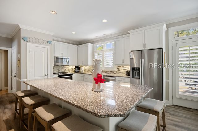 1 Sea Oak Ln, Hilton Head Island, SC 29928