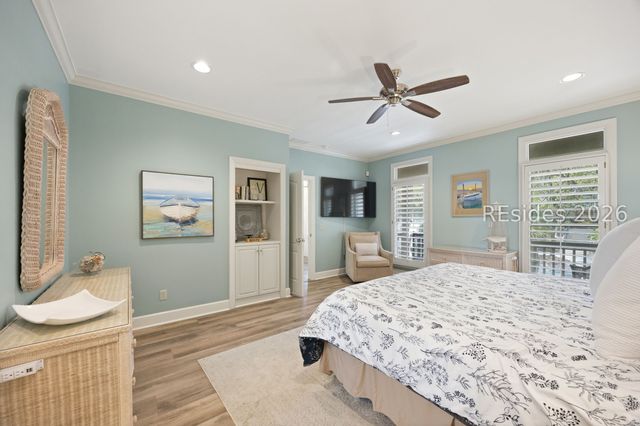 1 Sea Oak Ln, Hilton Head Island, SC 29928