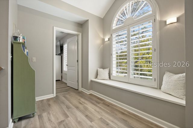 1 Sea Oak Ln, Hilton Head Island, SC 29928