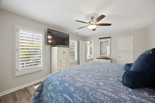 1 Sea Oak Ln, Hilton Head Island, SC 29928