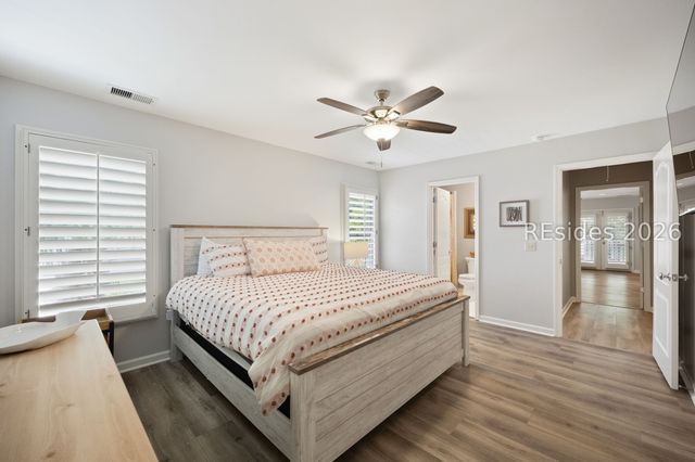 1 Sea Oak Ln, Hilton Head Island, SC 29928