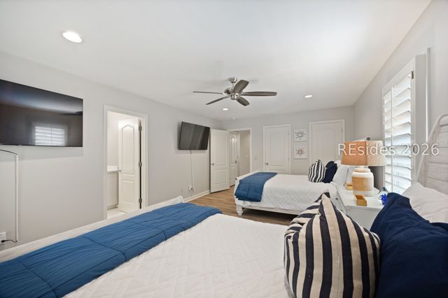 1 Sea Oak Ln, Hilton Head Island, SC 29928