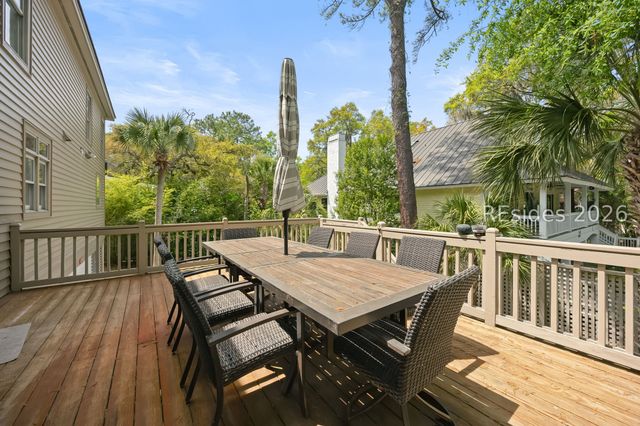 1 Sea Oak Ln, Hilton Head Island, SC 29928