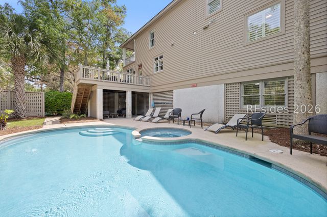 1 Sea Oak Ln, Hilton Head Island, SC 29928