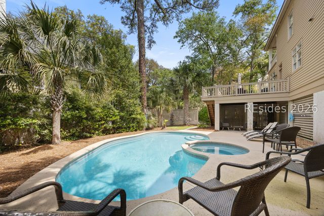 1 Sea Oak Ln, Hilton Head Island, SC 29928