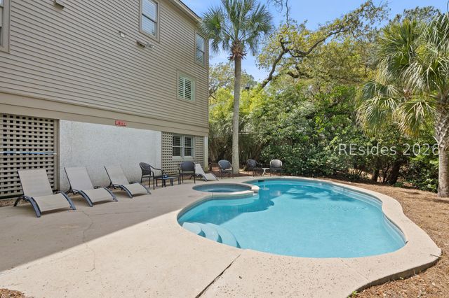 1 Sea Oak Ln, Hilton Head Island, SC 29928