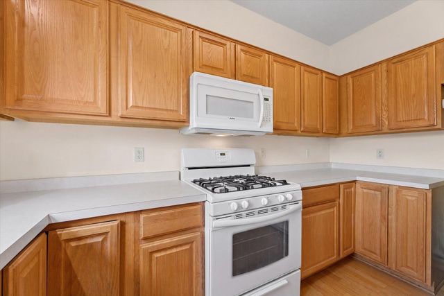 14157 43rd Avenue N, Plymouth, MN 55446