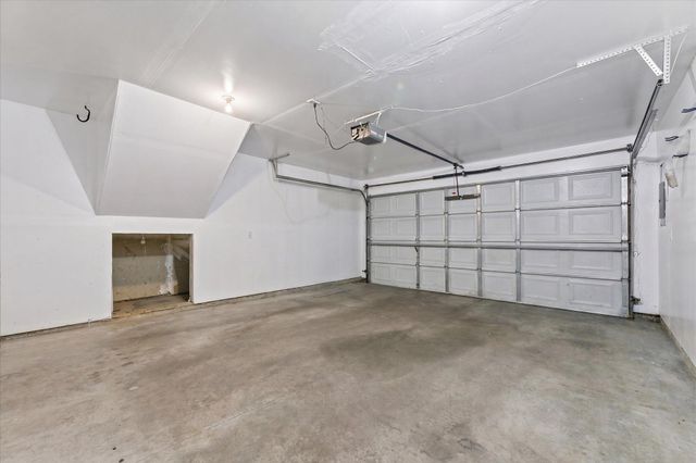 14157 43rd Avenue N, Plymouth, MN 55446