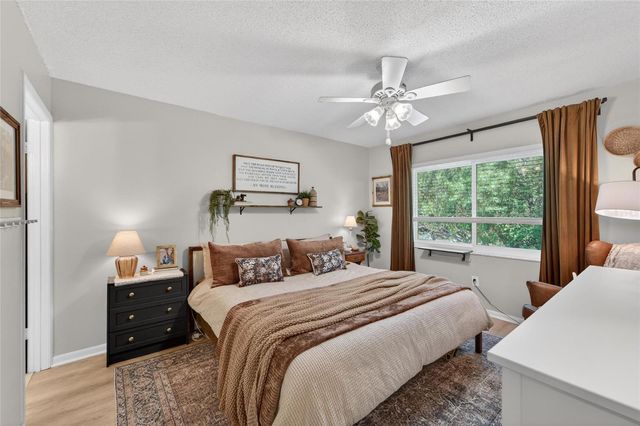 8039 GARDEN DRIVE 205, Seminole, FL 33777