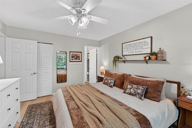 8039 GARDEN DRIVE 205, Seminole, FL 33777