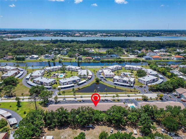 8039 GARDEN DRIVE 205, Seminole, FL 33777