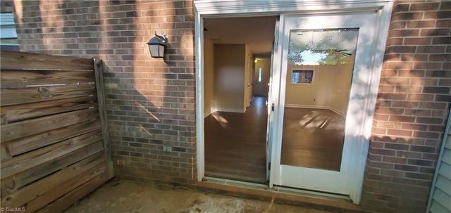 5918 King Charles Court, Clemmons, NC 27012