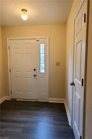 5918 King Charles Court, Clemmons, NC 27012