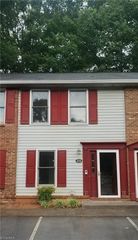 5918 King Charles Court, Clemmons, NC 27012