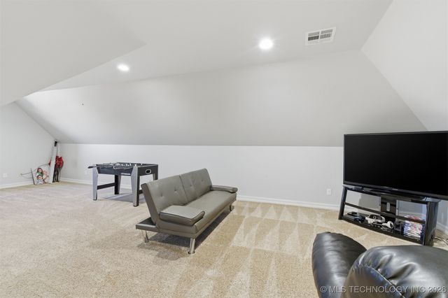 12340 Will Sampson Road, Okmulgee, OK 74447