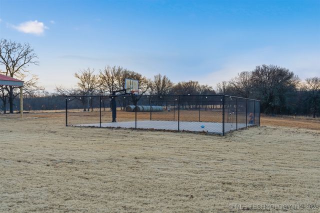 12340 Will Sampson Road, Okmulgee, OK 74447