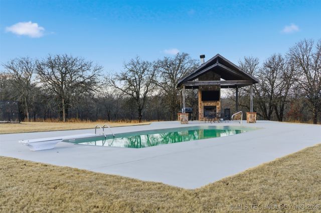 12340 Will Sampson Road, Okmulgee, OK 74447