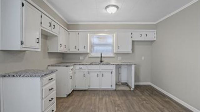 900 W Nelson Street, Denison, TX 75020