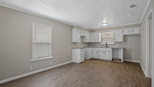 900 W Nelson Street, Denison, TX 75020