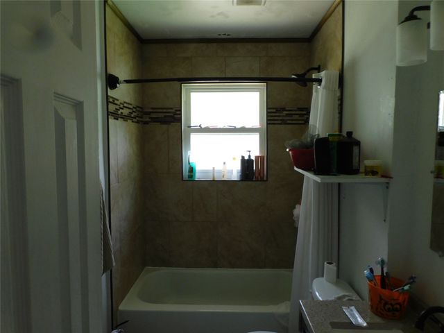 409 W Vista Drive, Garland, TX 75041