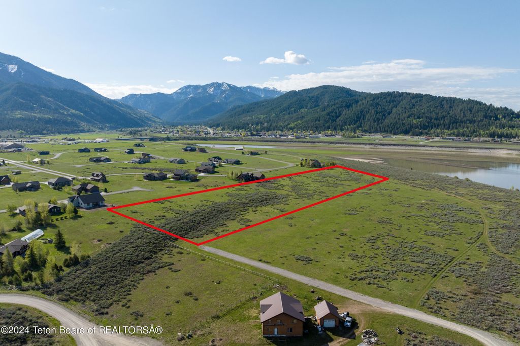 E LAKE CABIN Road, Alpine, WY 83128 photo 21