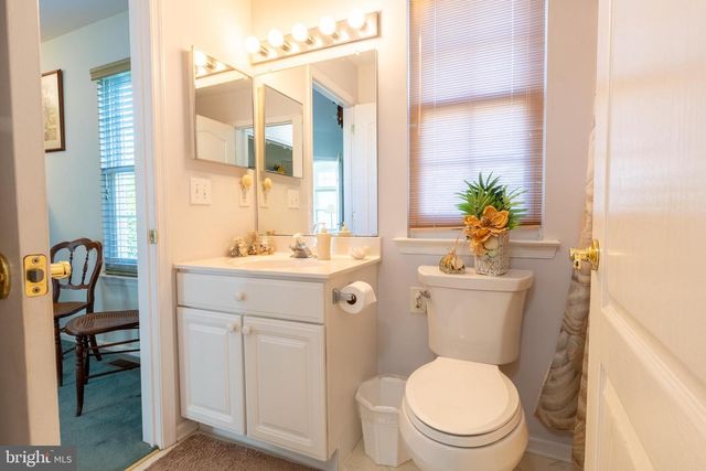 25 LA COSTA DR, Egg Harbor Township, NJ 08234