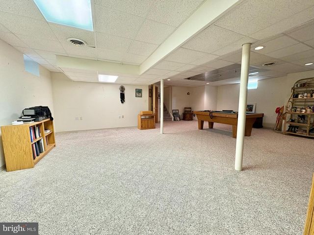 25 LA COSTA DR, Egg Harbor Township, NJ 08234