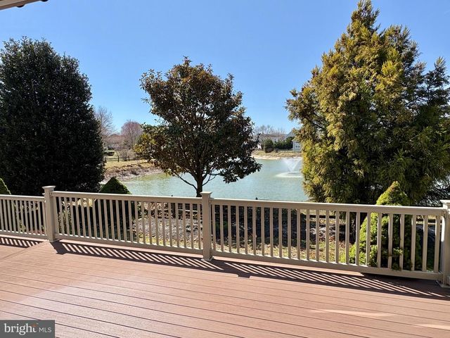 25 LA COSTA DR, Egg Harbor Township, NJ 08234