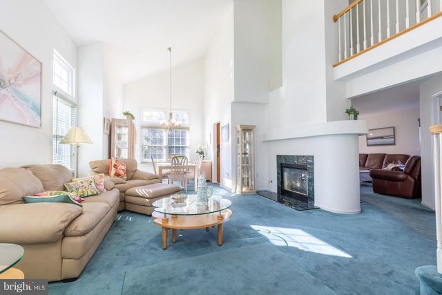 25 LA COSTA DR, Egg Harbor Township, NJ 08234