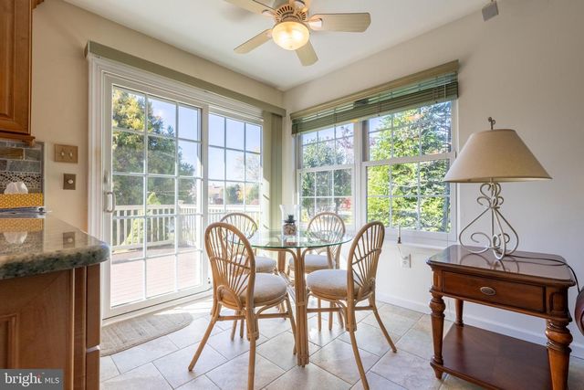 25 LA COSTA DR, Egg Harbor Township, NJ 08234