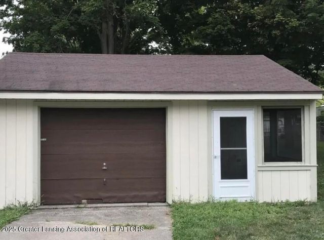 3112 Shetland Road, Lansing, MI 48911