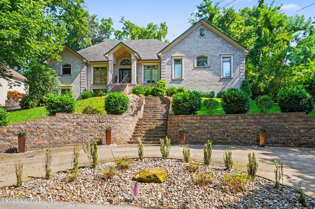 2811 Alta Vista Ct, Louisville, KY 40206