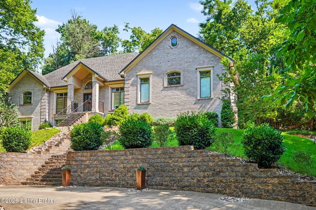 2811 Alta Vista Ct, Louisville, KY 40206