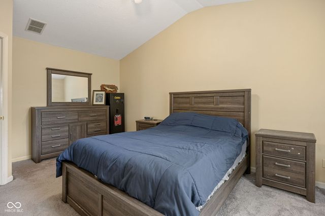 11740 Sand Creek Boulevard, Fishers, IN 46037